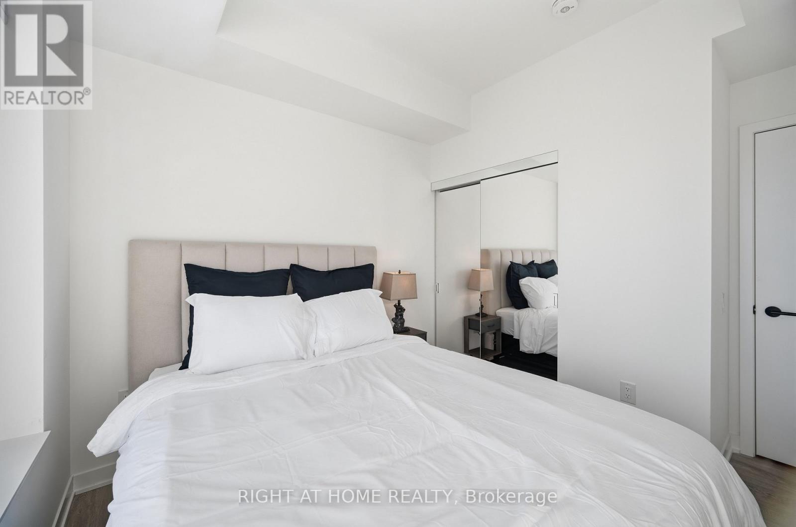 2203 - 2495 Eglinton Avenue W, Mississauga, Ontario  L5M 2T2 - Photo 26 - W13832586