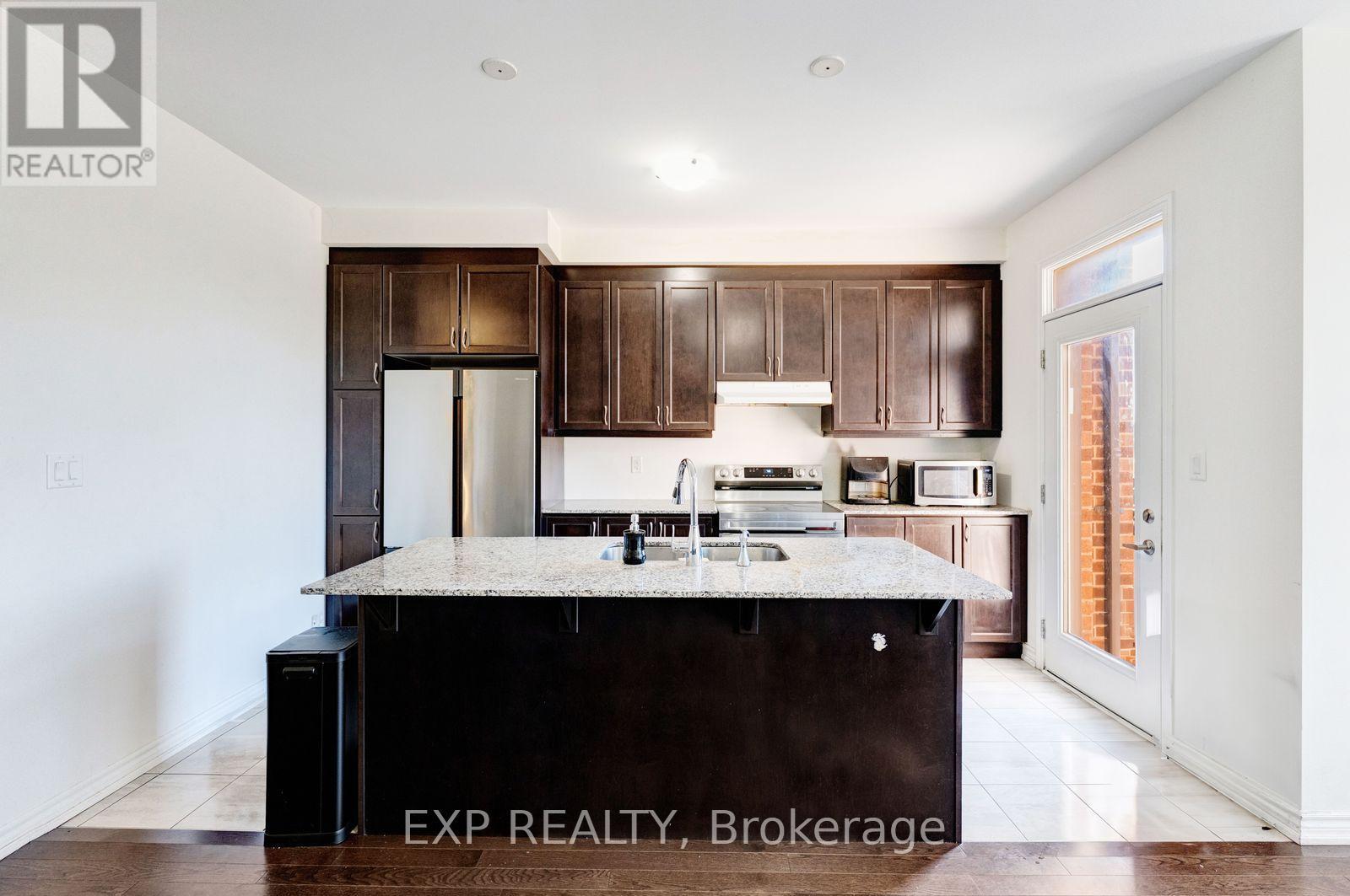 34 Circus Crescent, Brampton, Ontario  L7A 5E3 - Photo 10 - W13832596