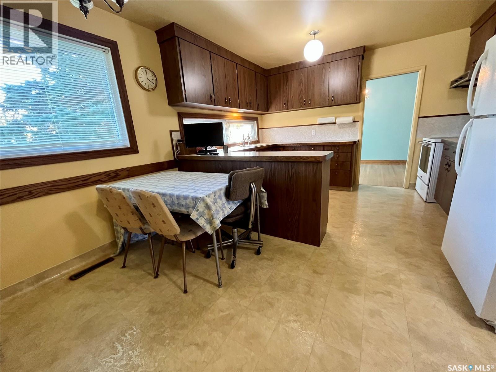 1123 Asquith Drive, Esterhazy, Saskatchewan  S0A 0X0 - Photo 4 - SK049560