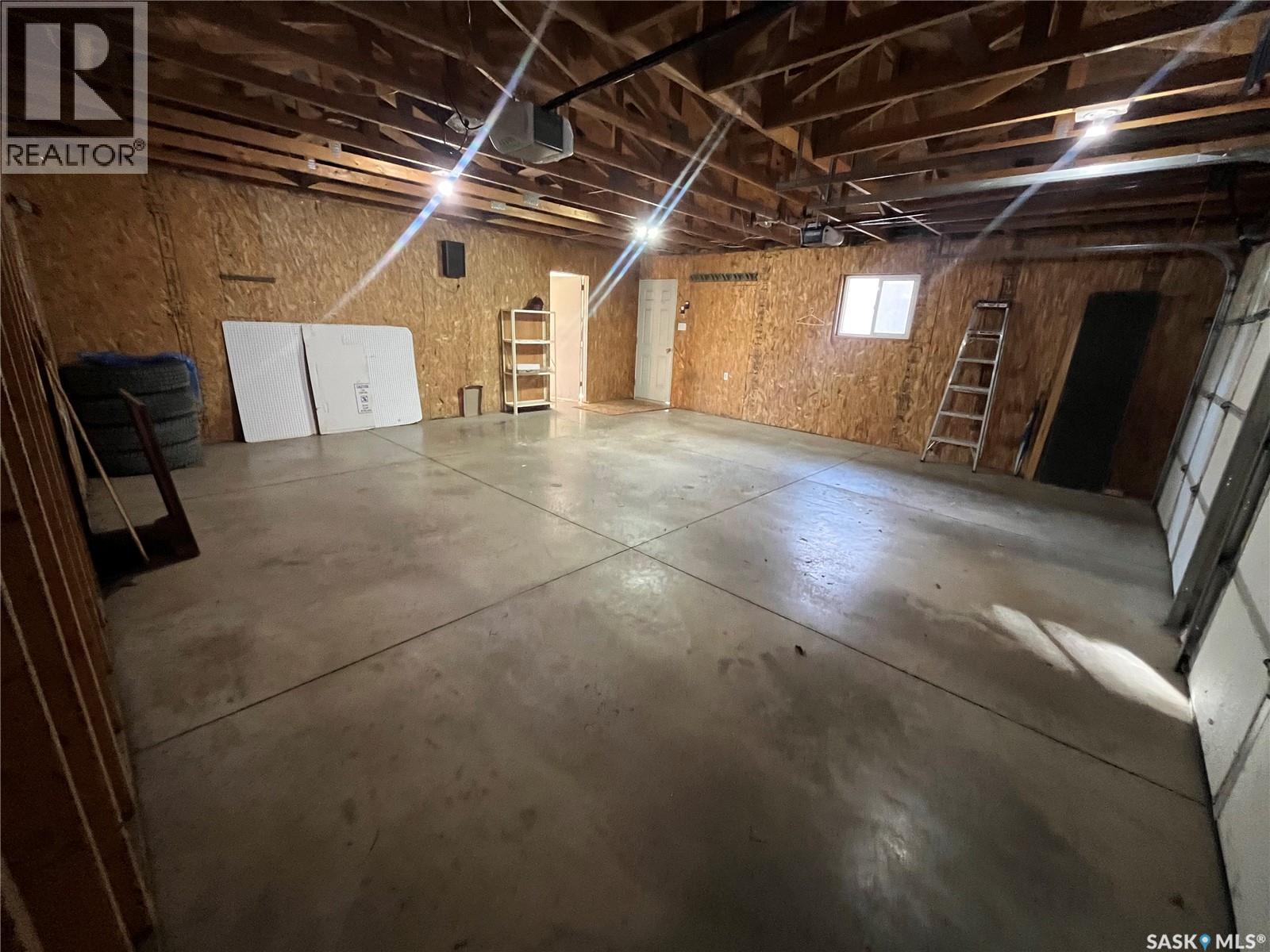 1123 Asquith Drive, Esterhazy, Saskatchewan  S0A 0X0 - Photo 30 - SK049560