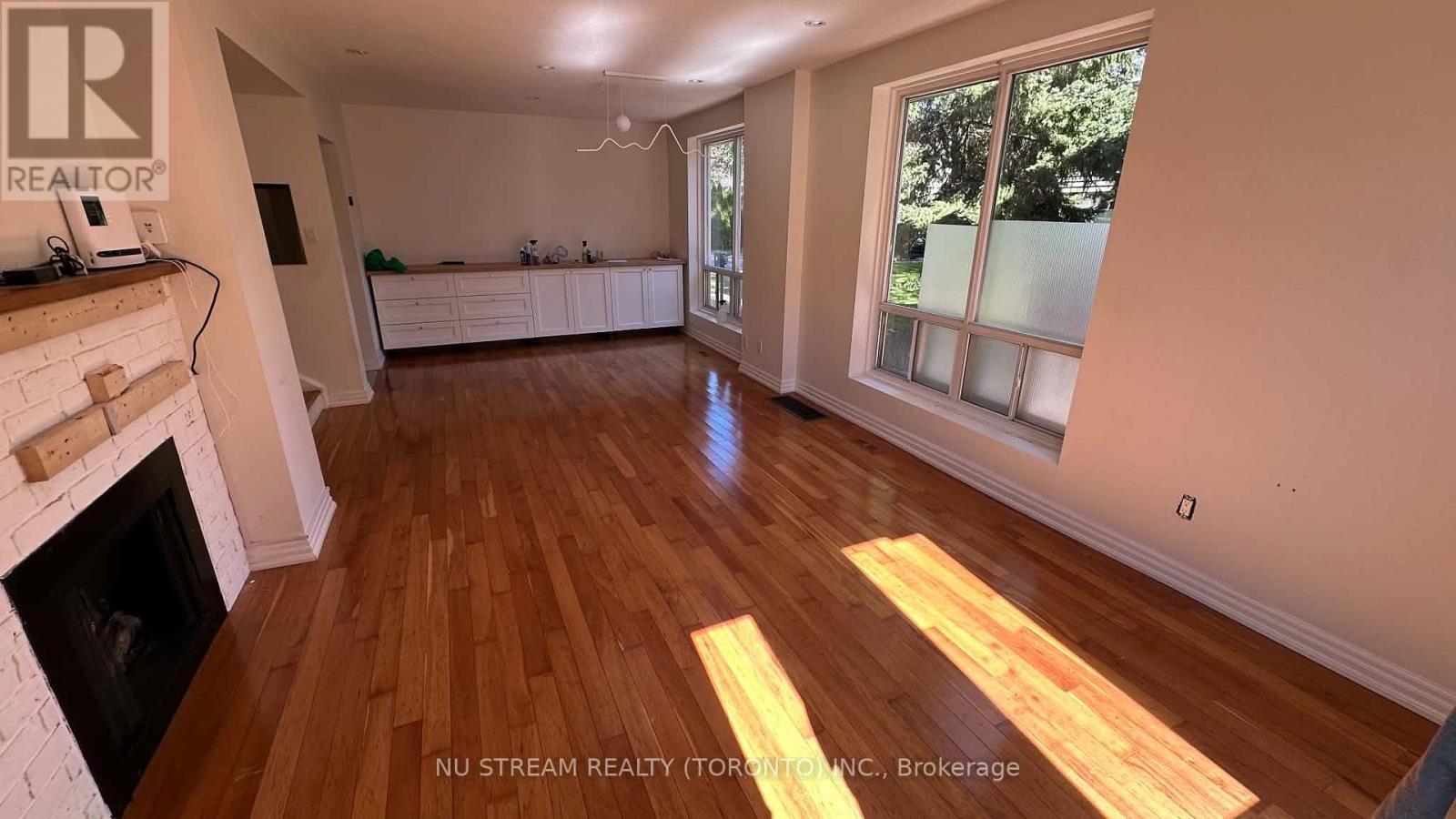 Main - 4- 75 Upper Canada Drive, Toronto, Ontario  M2P 2A2 - Photo 7 - C13757796