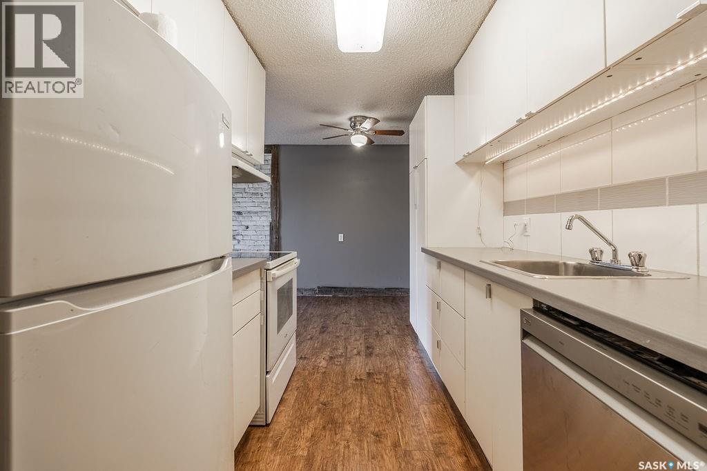 212 3302 33rd Street W, Saskatoon, Saskatchewan  S7L 6C9 - Photo 4 - SK049508