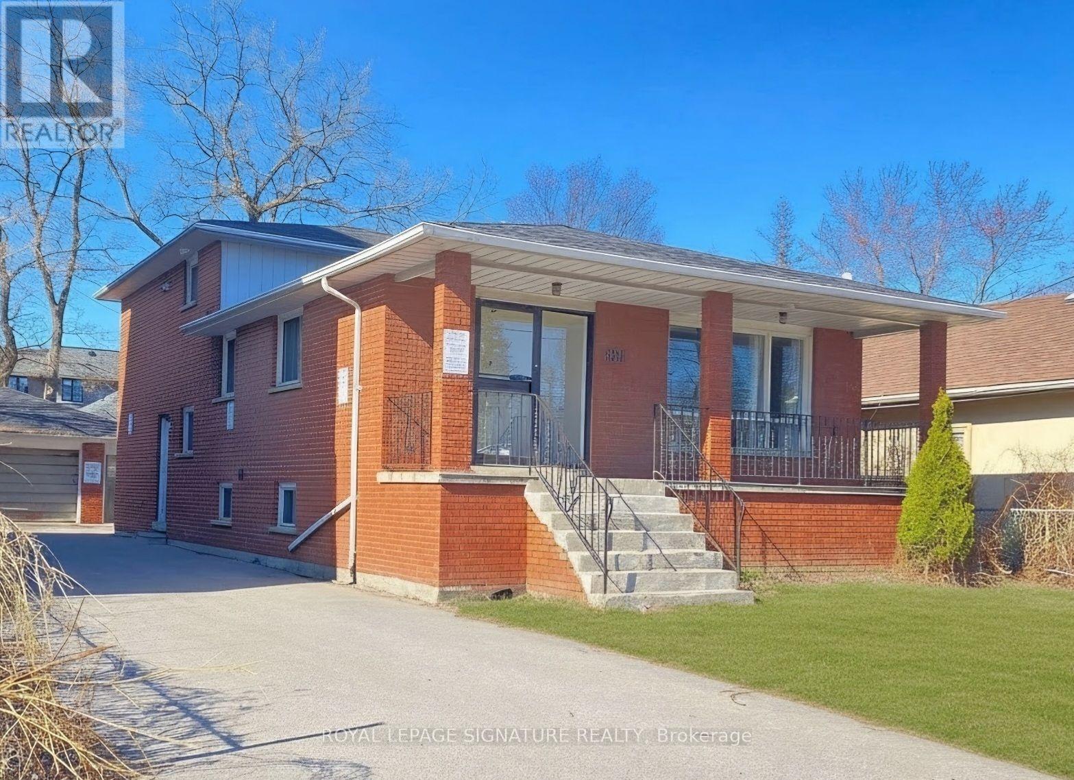 290 Sheppard Avenue W, Toronto, Ontario  M2N 1N5 - Photo 2 - C13832614