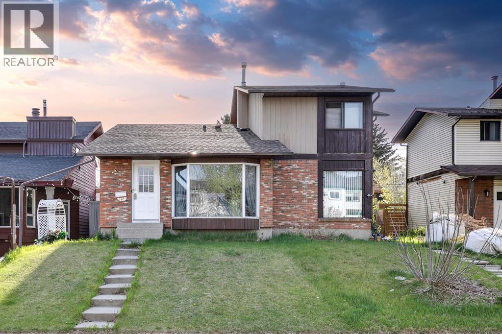 140 Templehill Drive NE, Calgary, Alberta  T1Y 4C3 - Photo 2 - A2347869