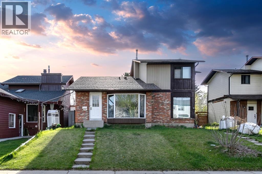 140 Templehill Drive NE, Calgary, Alberta  T1Y 4C3 - Photo 5 - A2347869