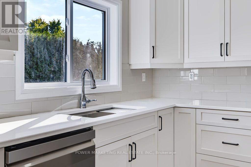 22 Parkglen Drive, Ottawa, Ontario  K2G 3G9 - Photo 16 - X13832616