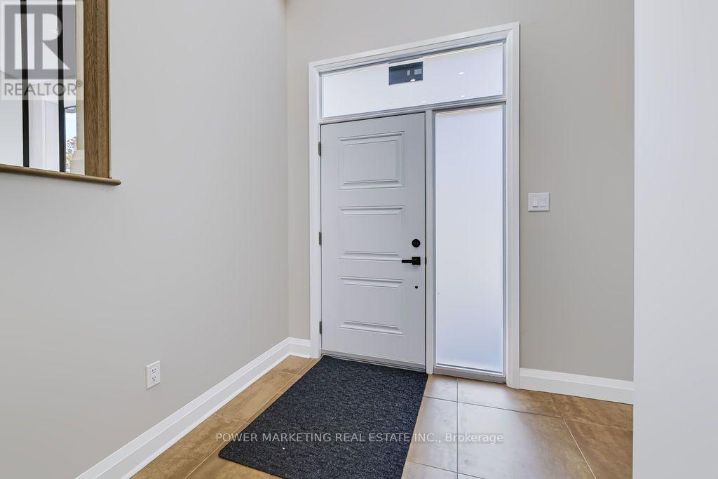 22 Parkglen Drive, Ottawa, Ontario  K2G 3G9 - Photo 4 - X13832616