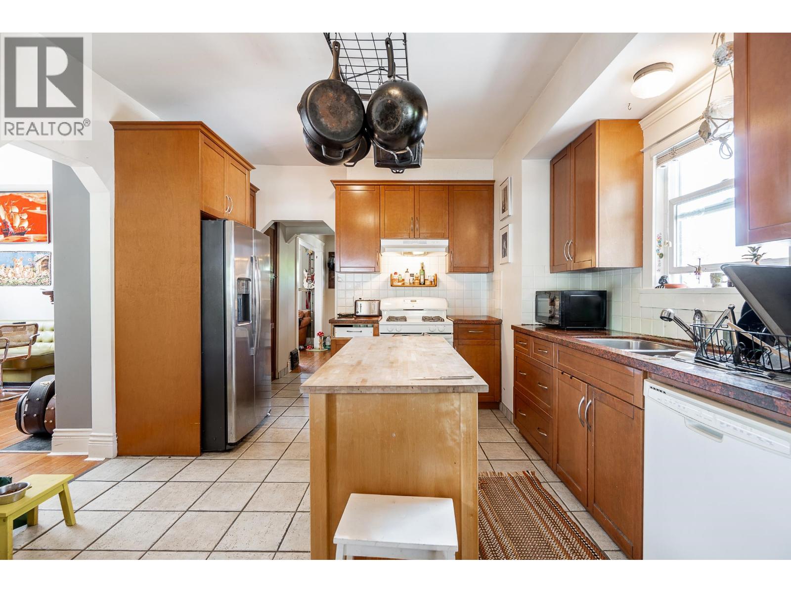 1329 E 12th Avenue, Vancouver, British Columbia  V5N 2A1 - Photo 4 - R3169904