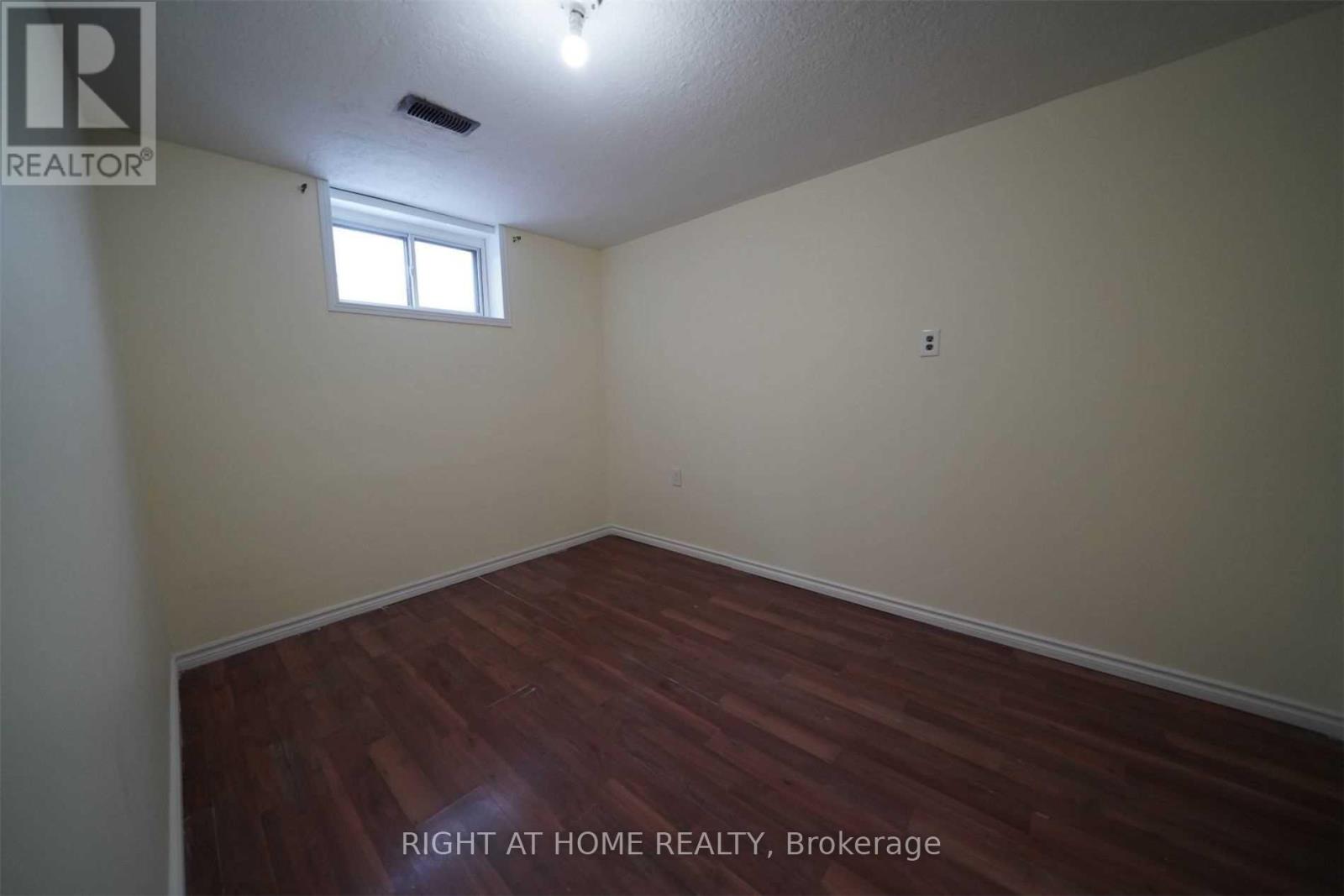 Bast - 17 Bryant Street, Toronto, Ontario  M3H 4Z8 - Photo 7 - C13832620