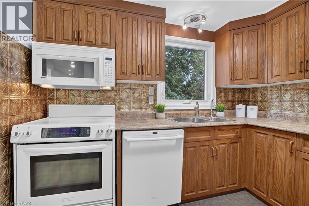 344 Driftwood Drive, Kitchener, Ontario  N2N 1Y7 - Photo 20 - 40864860