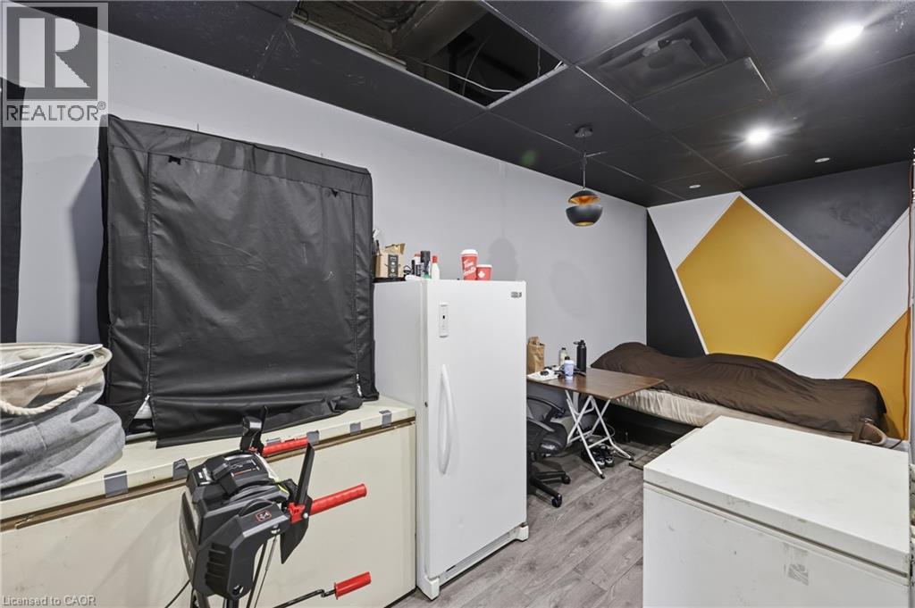 239 York Boulevard, Hamilton, Ontario  L8R 1Y7 - Photo 40 - 40845737