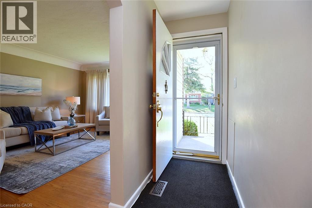 31 Kemp Drive, Hamilton, Ontario  L9H 2N1 - Photo 12 - 40865098