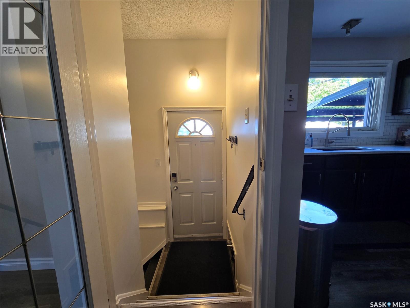37 Dunning Crescent, Saskatoon, Saskatchewan  S7J 2S6 - Photo 24 - SK049663