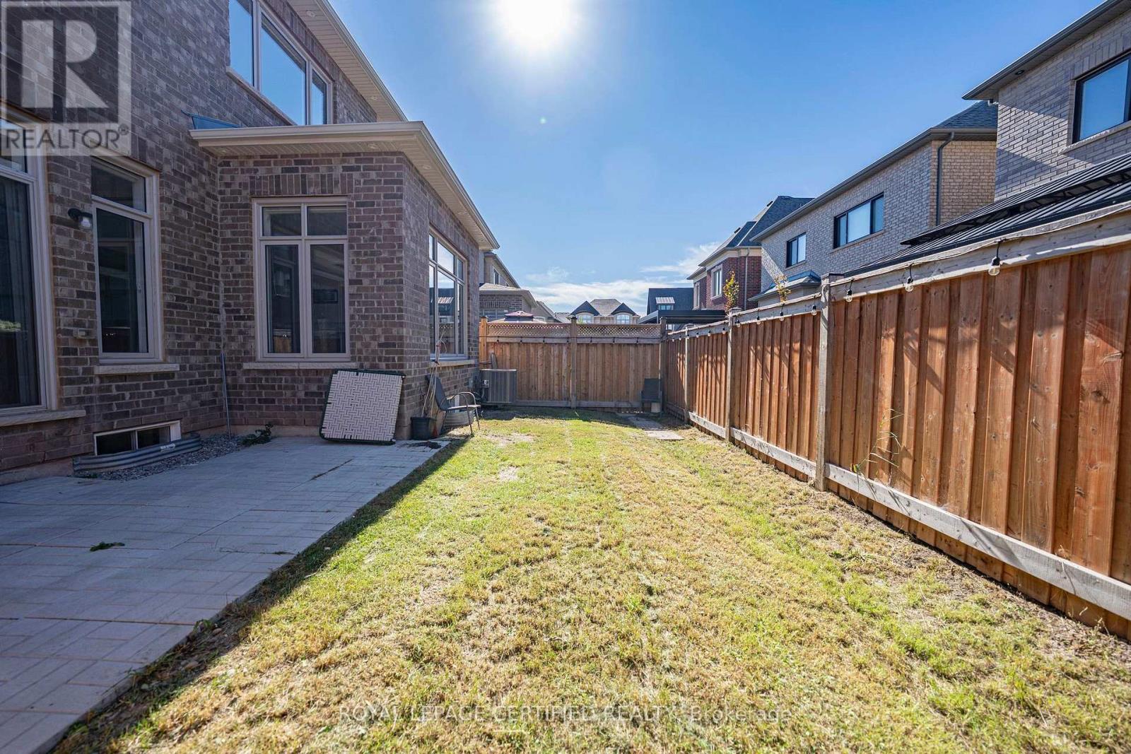 31 Carnegie Drive, Oakville, Ontario  L6H 0V9 - Photo 47 - W13829002