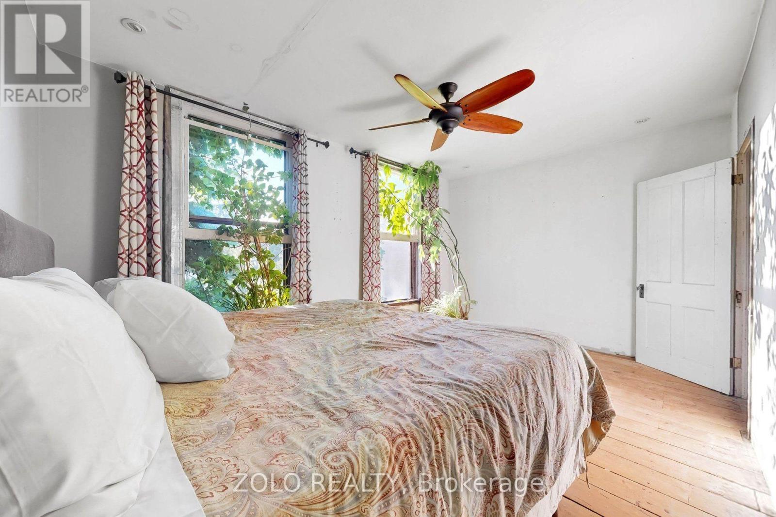 189 Leslie Street, Toronto, Ontario  M4M 3C6 - Photo 18 - E13832628