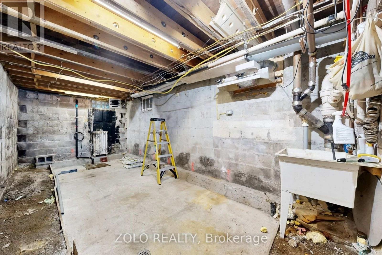 189 Leslie Street, Toronto, Ontario  M4M 3C6 - Photo 28 - E13832628