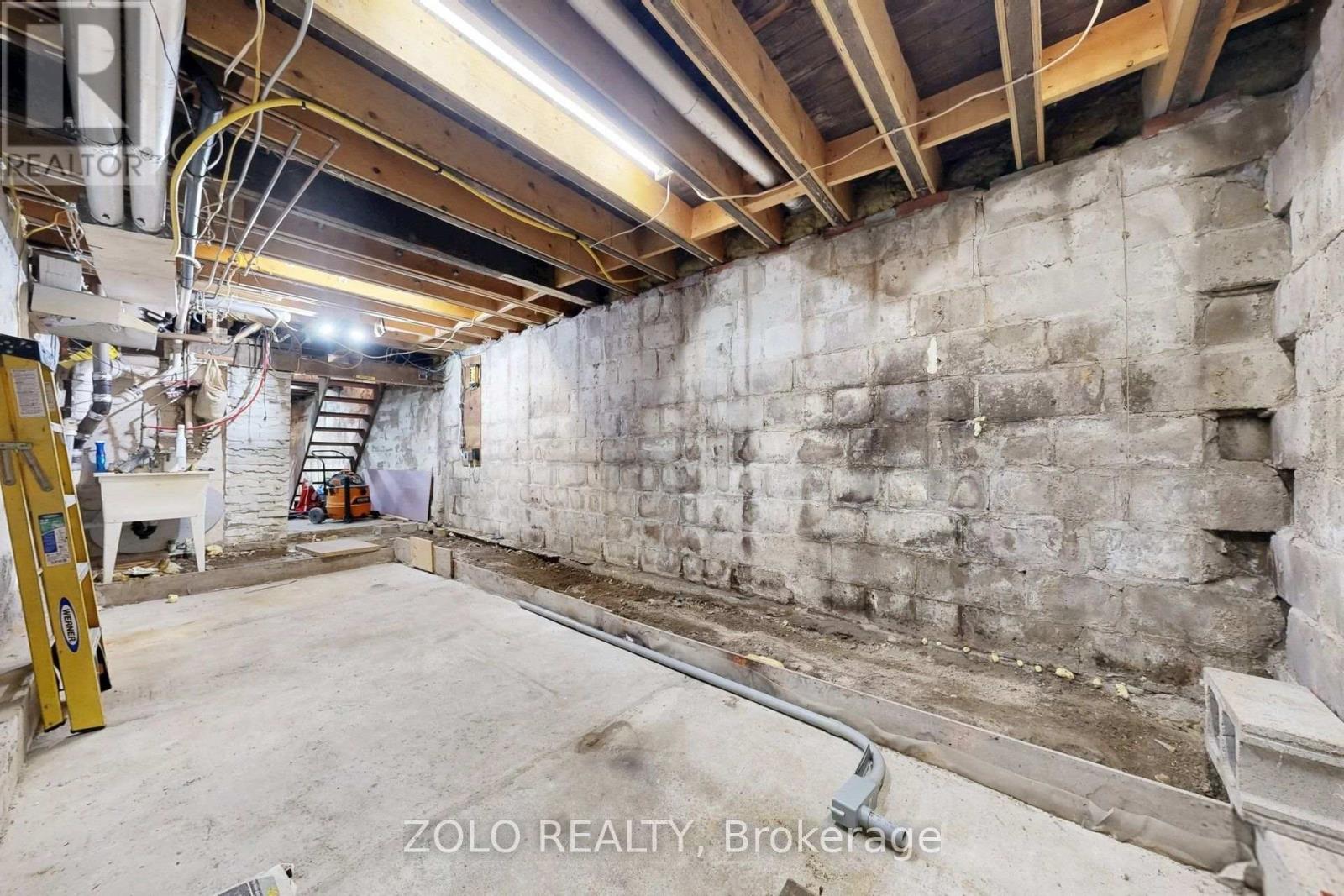 189 Leslie Street, Toronto, Ontario  M4M 3C6 - Photo 29 - E13832628
