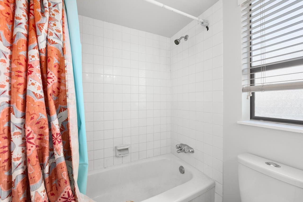 205 7119 133 Street, Surrey, British Columbia  V3W 7Z6 - Photo 14 - R3168659