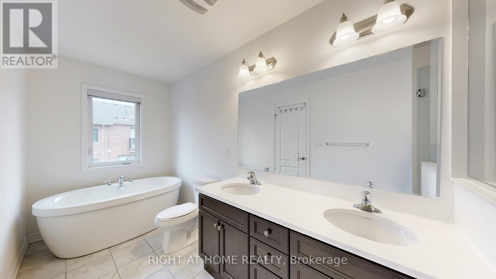 5 Casely Avenue, Richmond Hill, Ontario  L4S 0J8 - Photo 25 - N13832642