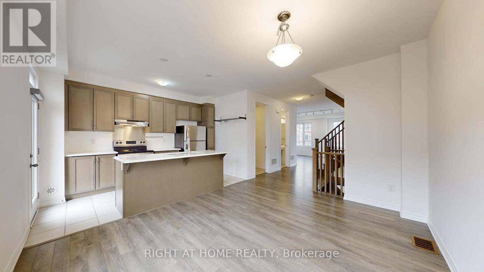 5 Casely Avenue, Richmond Hill, Ontario  L4S 0J8 - Photo 9 - N13832642