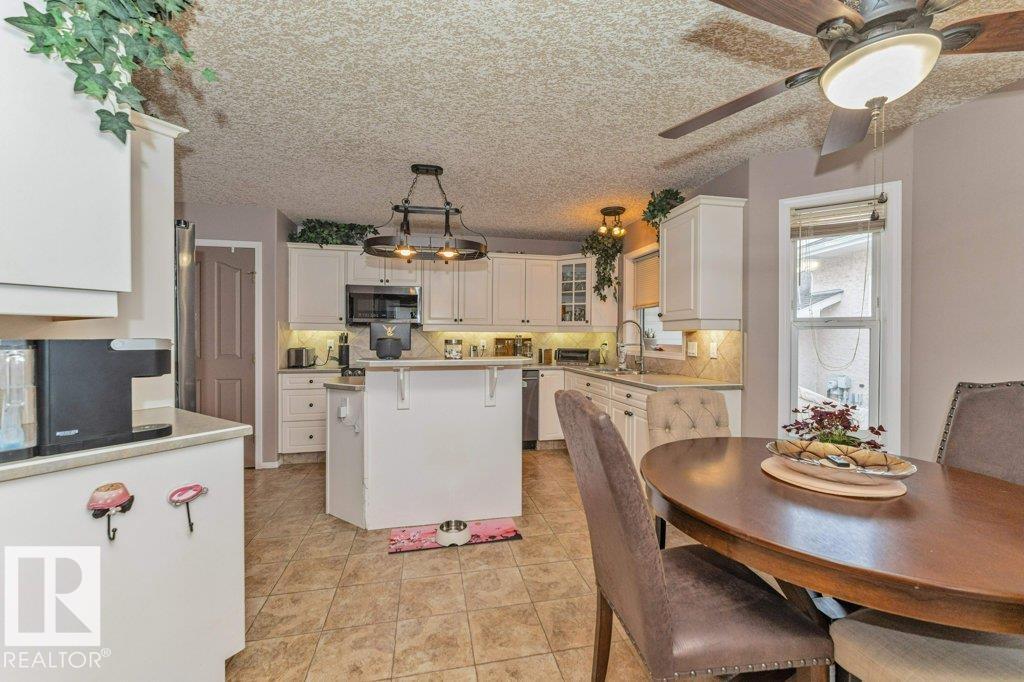 16532 75 St Nw, Edmonton, Alberta  T5Z 3R1 - Photo 4 - E4510627