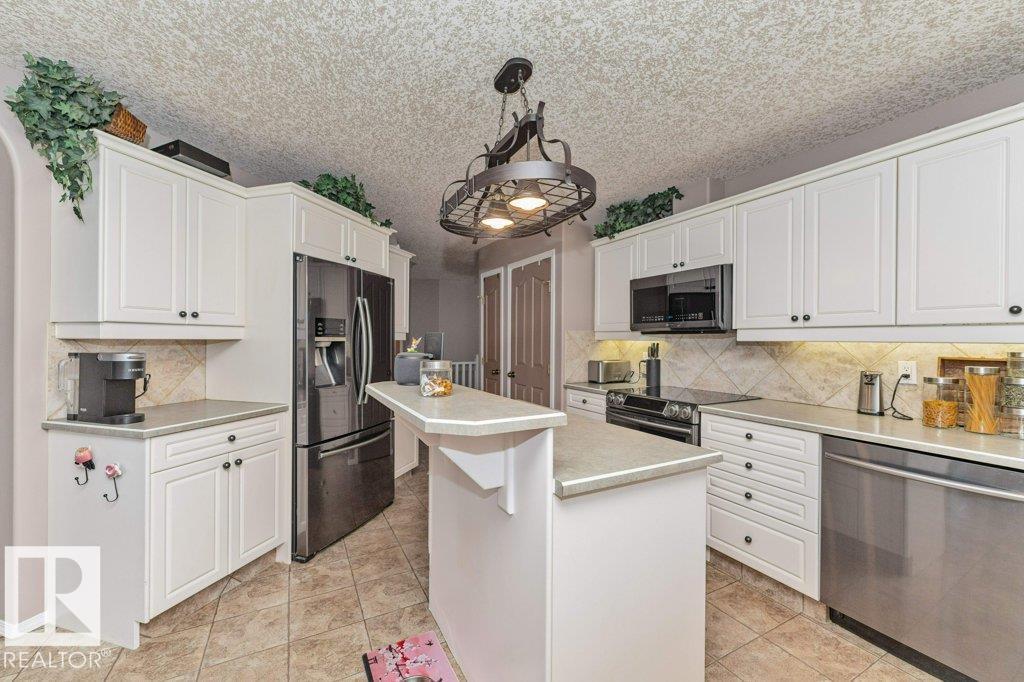 16532 75 St Nw, Edmonton, Alberta  T5Z 3R1 - Photo 7 - E4510627