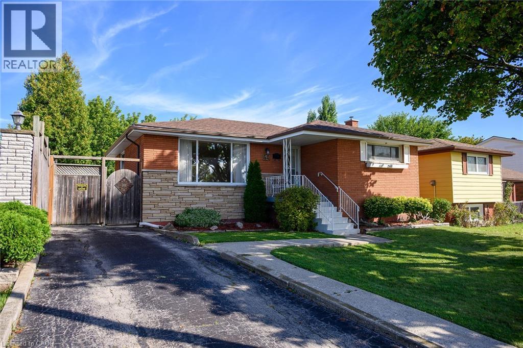 50 BERKO Avenue, Hamilton, Ontario
