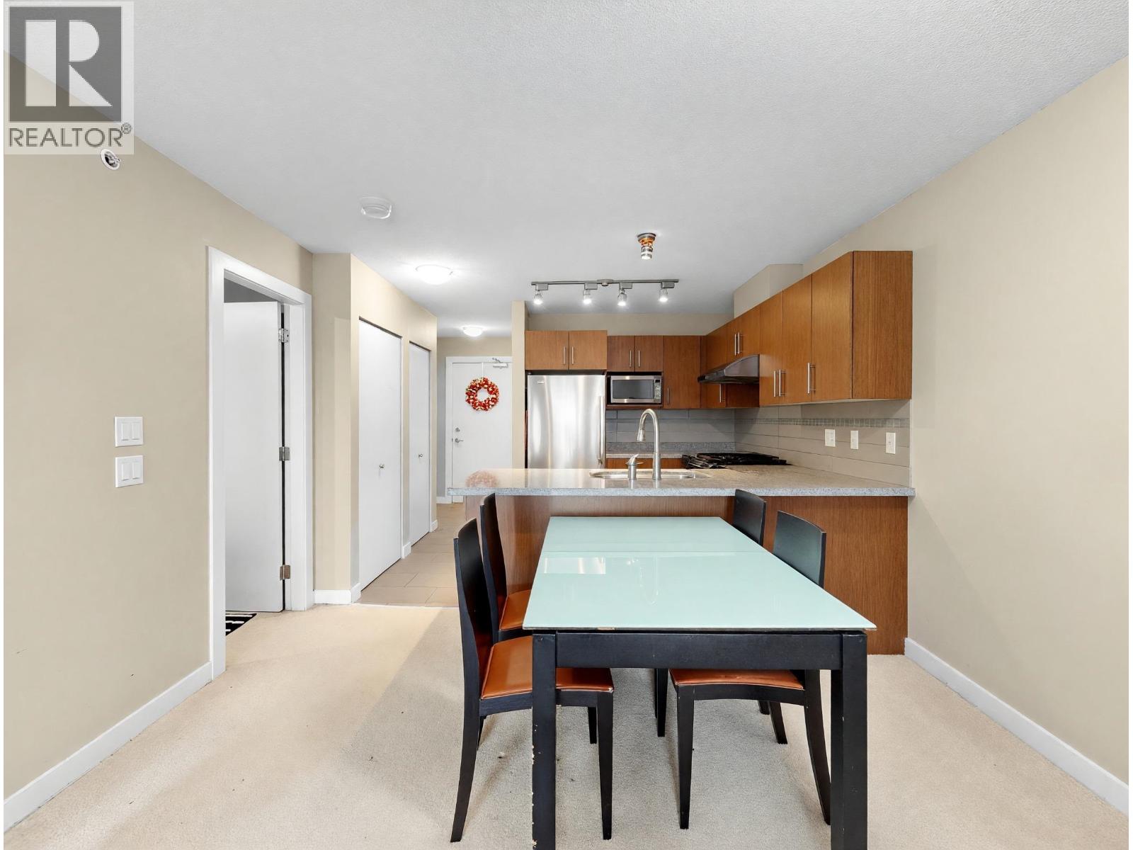 422 6828 Eckersley Road, Richmond, British Columbia  V6Y 0E8 - Photo 2 - R3168271