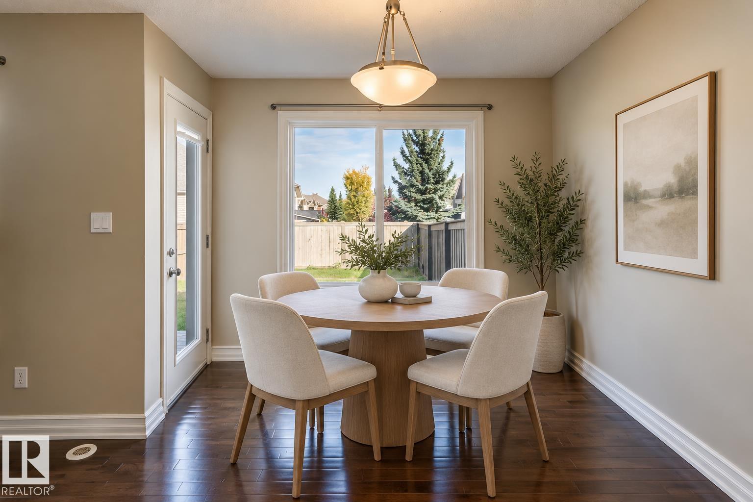 9645 Simpson Pl Nw, Edmonton, Alberta  T6R 0T8 - Photo 13 - E4510629