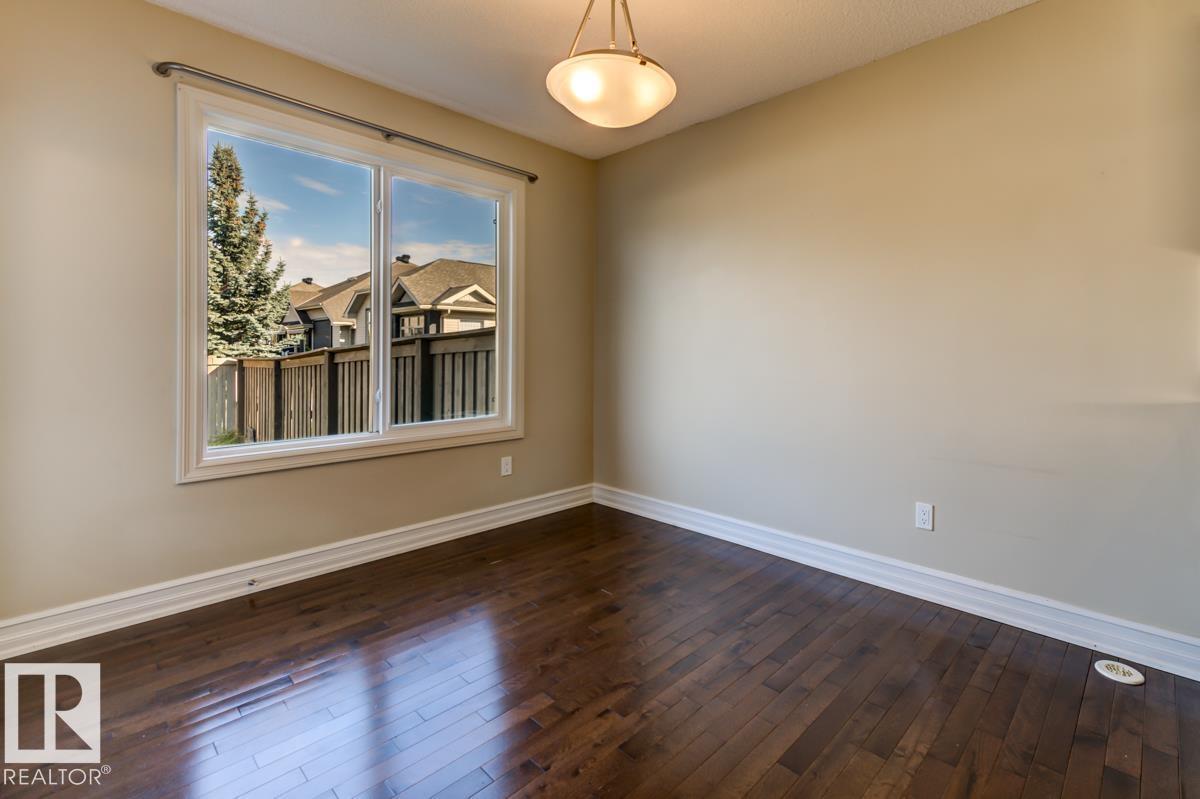 9645 Simpson Pl Nw, Edmonton, Alberta  T6R 0T8 - Photo 16 - E4510629