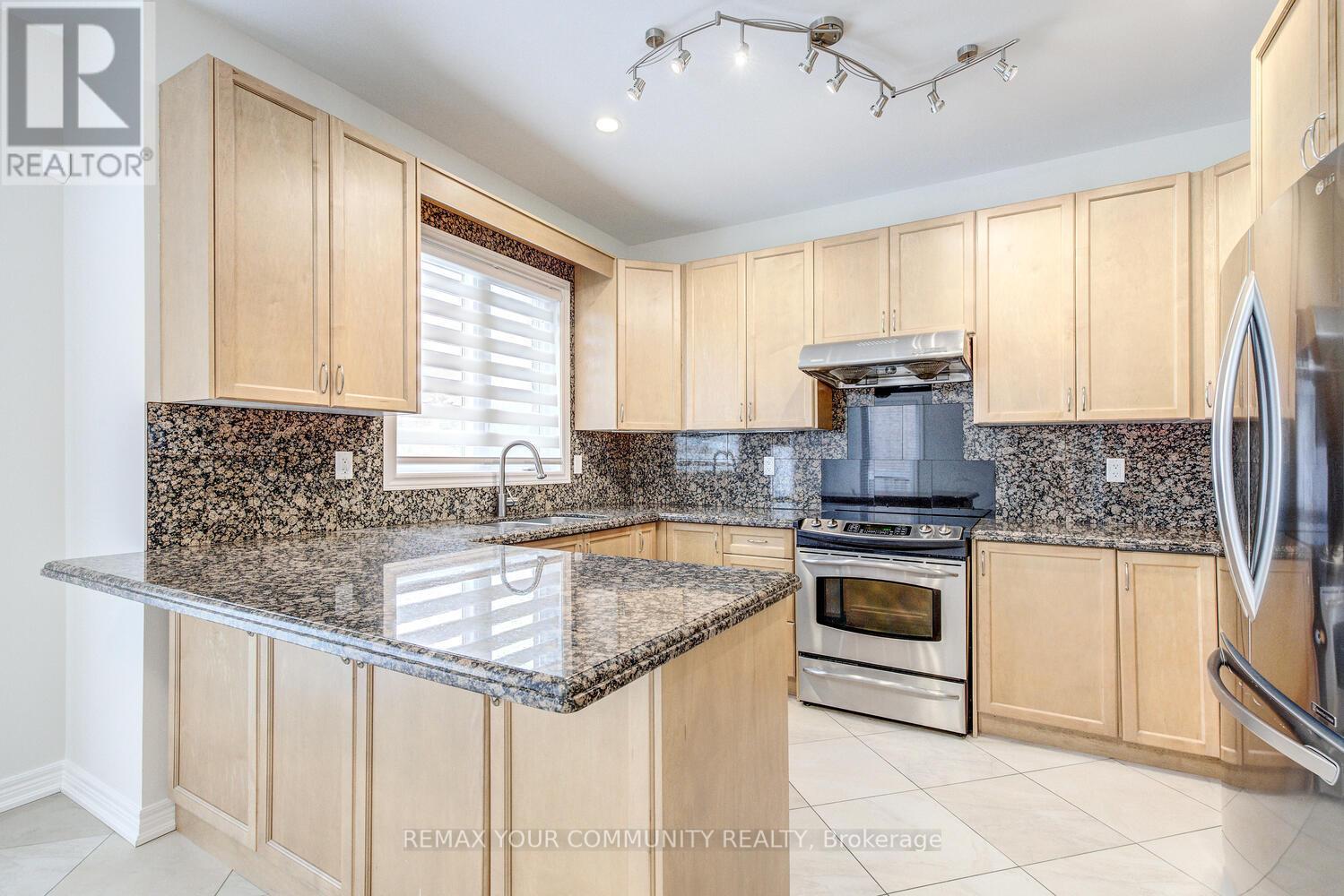 76 Ivy Glen Drive, Vaughan, Ontario  L6A 0P2 - Photo 19 - N13608830