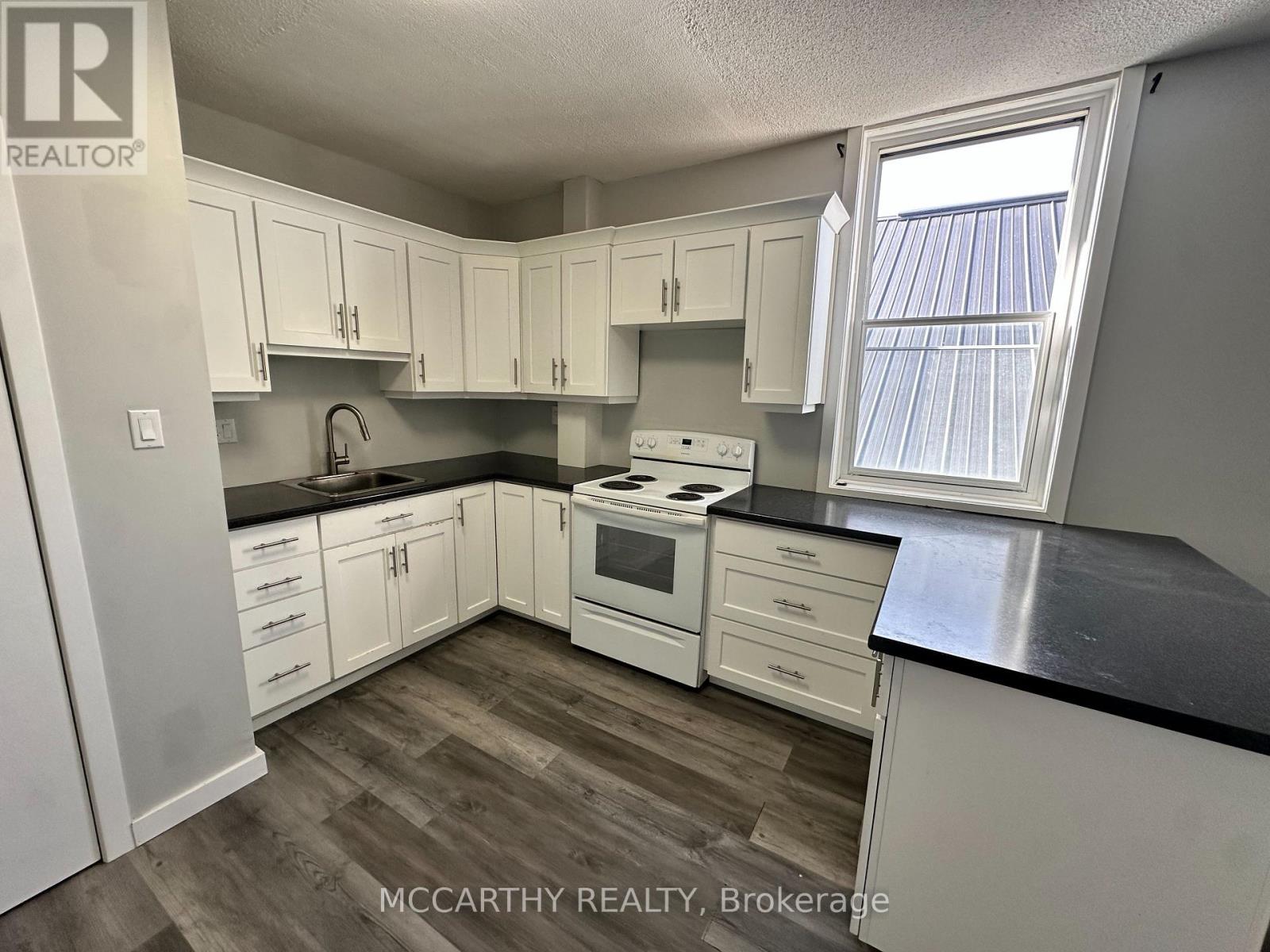 40 MAIN STREET E, Southgate, Ontario