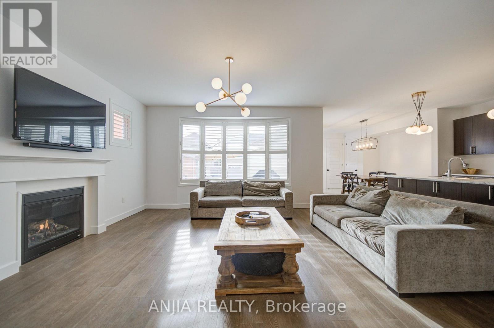 8 Wagon Works Street, Markham, Ontario  L6B 1C9 - Photo 13 - N13827380