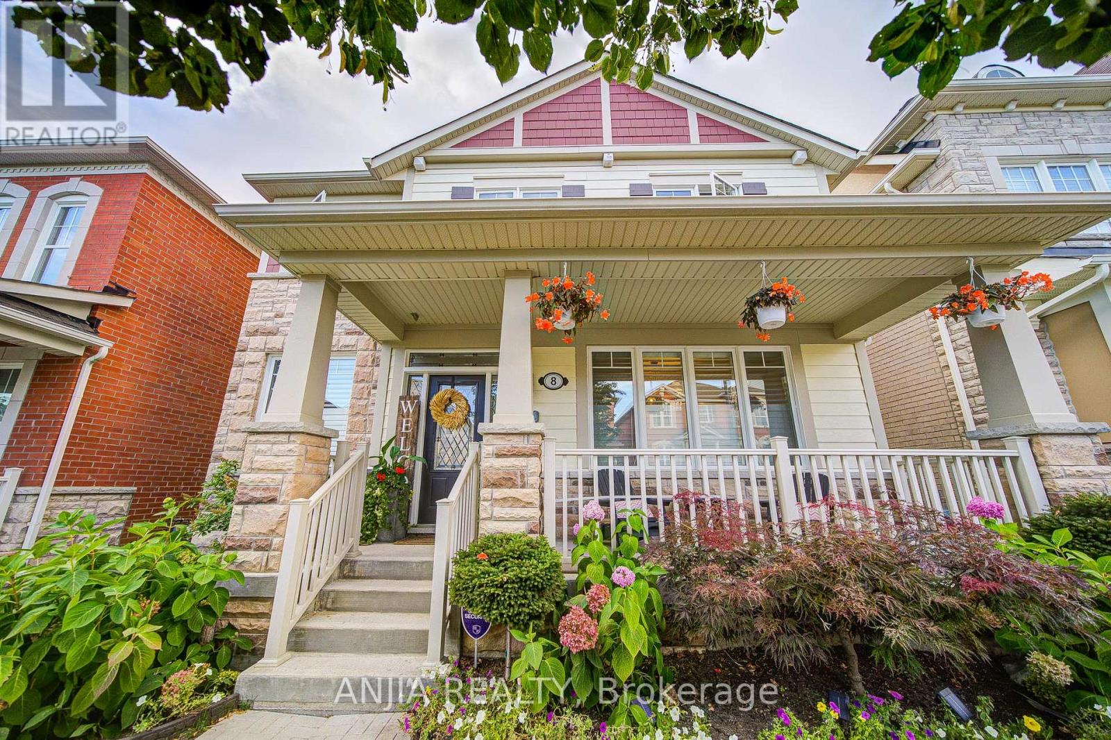 8 Wagon Works Street, Markham, Ontario  L6B 1C9 - Photo 2 - N13827380
