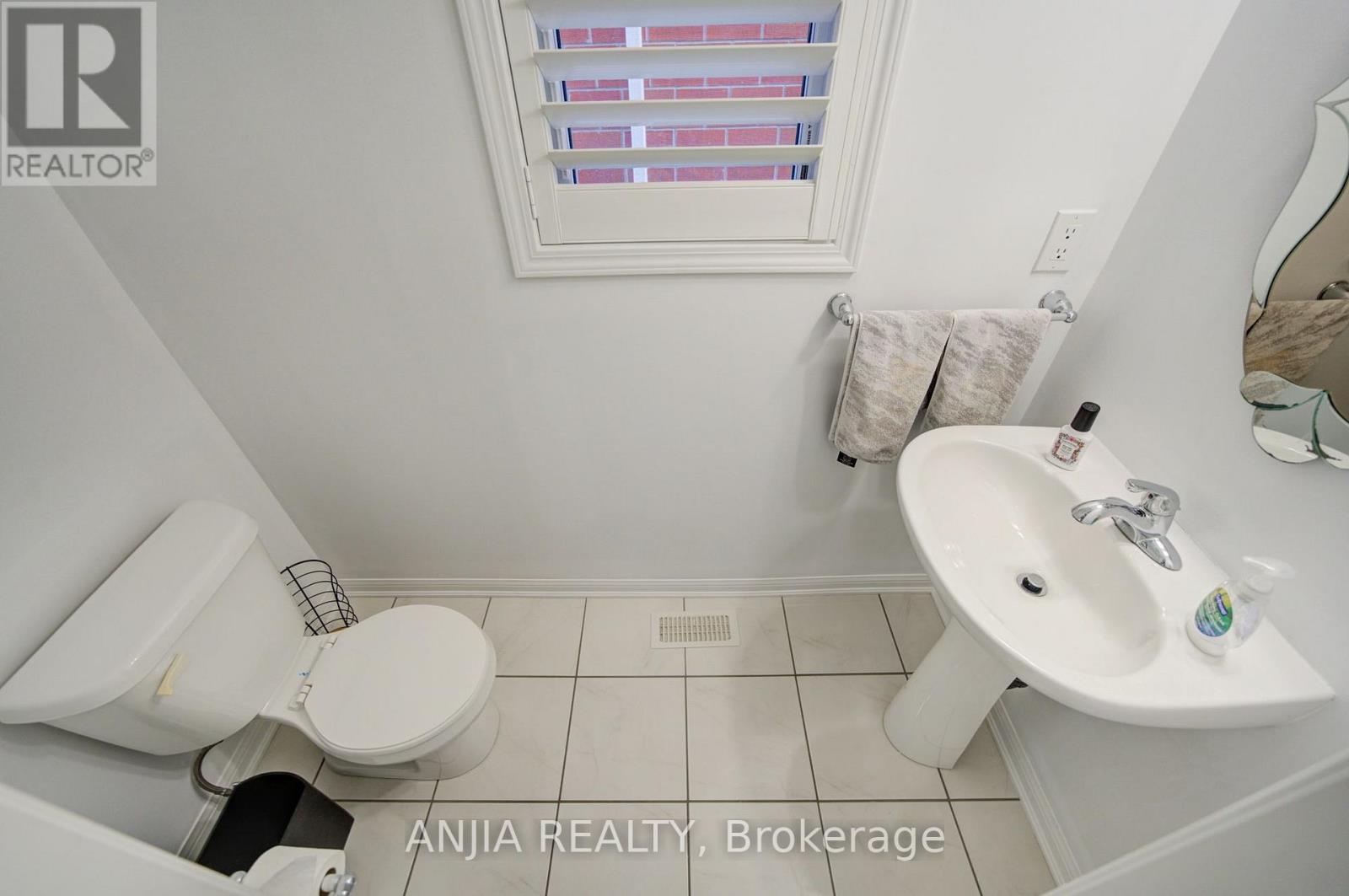8 Wagon Works Street, Markham, Ontario  L6B 1C9 - Photo 25 - N13827380