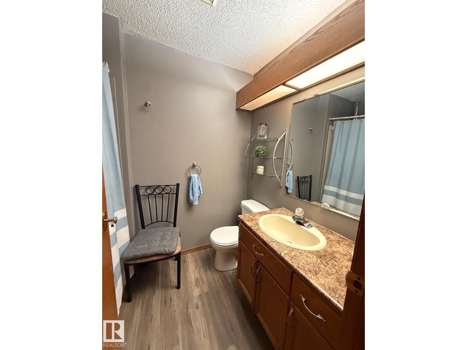 16 HARROLD PL