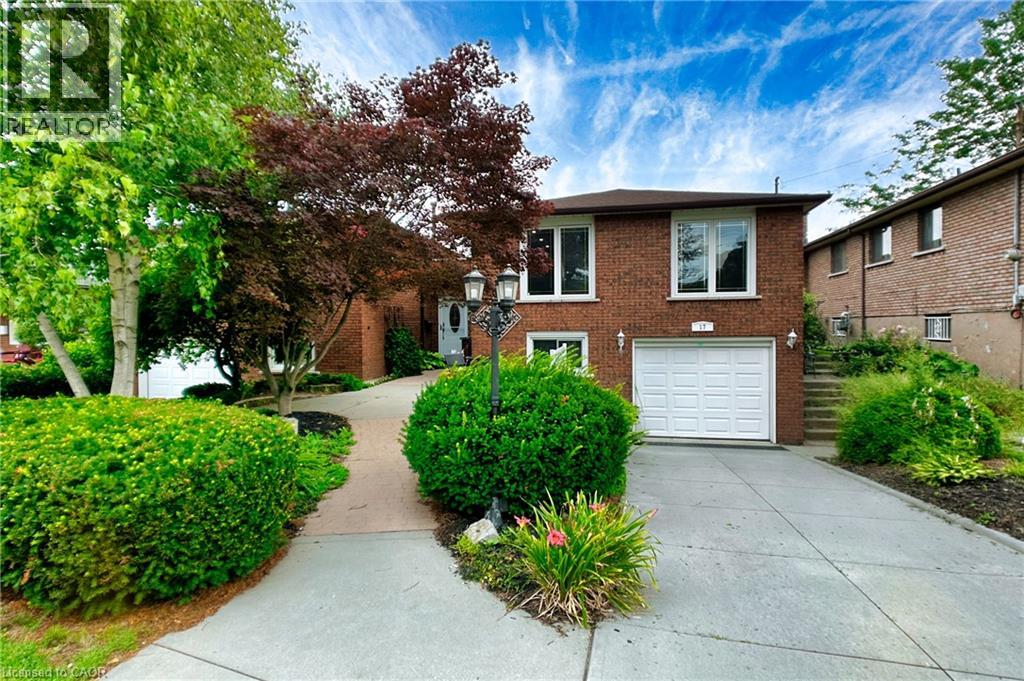 17 TAYMALL Street, Hamilton, Ontario