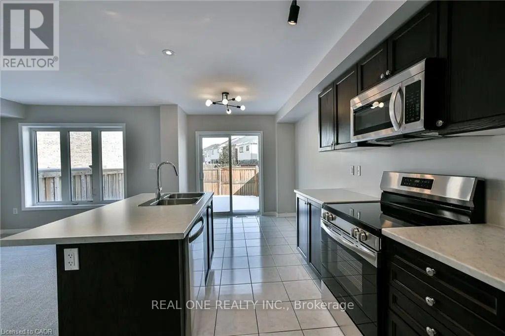 110 Arnold Marshall Boulevard, Haldimand, Ontario  N3W 0B9 - Photo 12 - X13832646