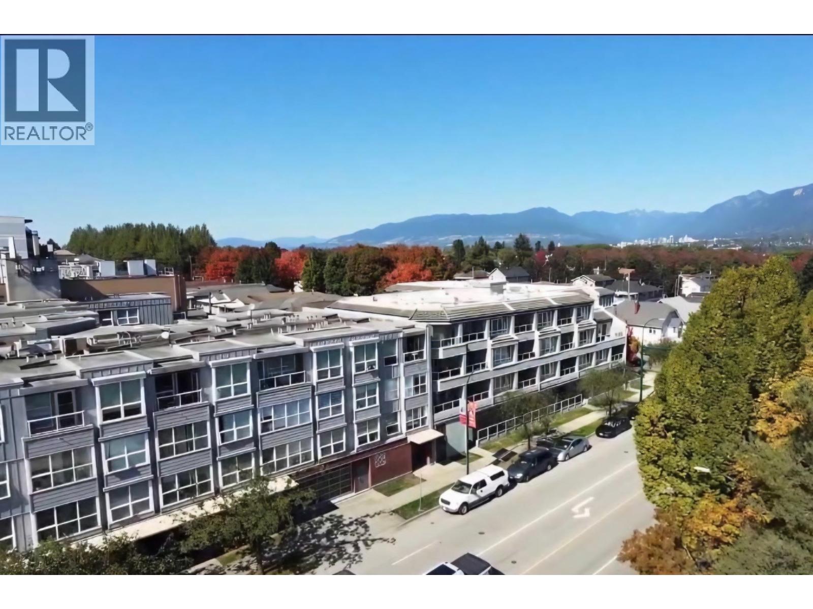 210 2891 E HASTINGS STREET, Vancouver, British Columbia
