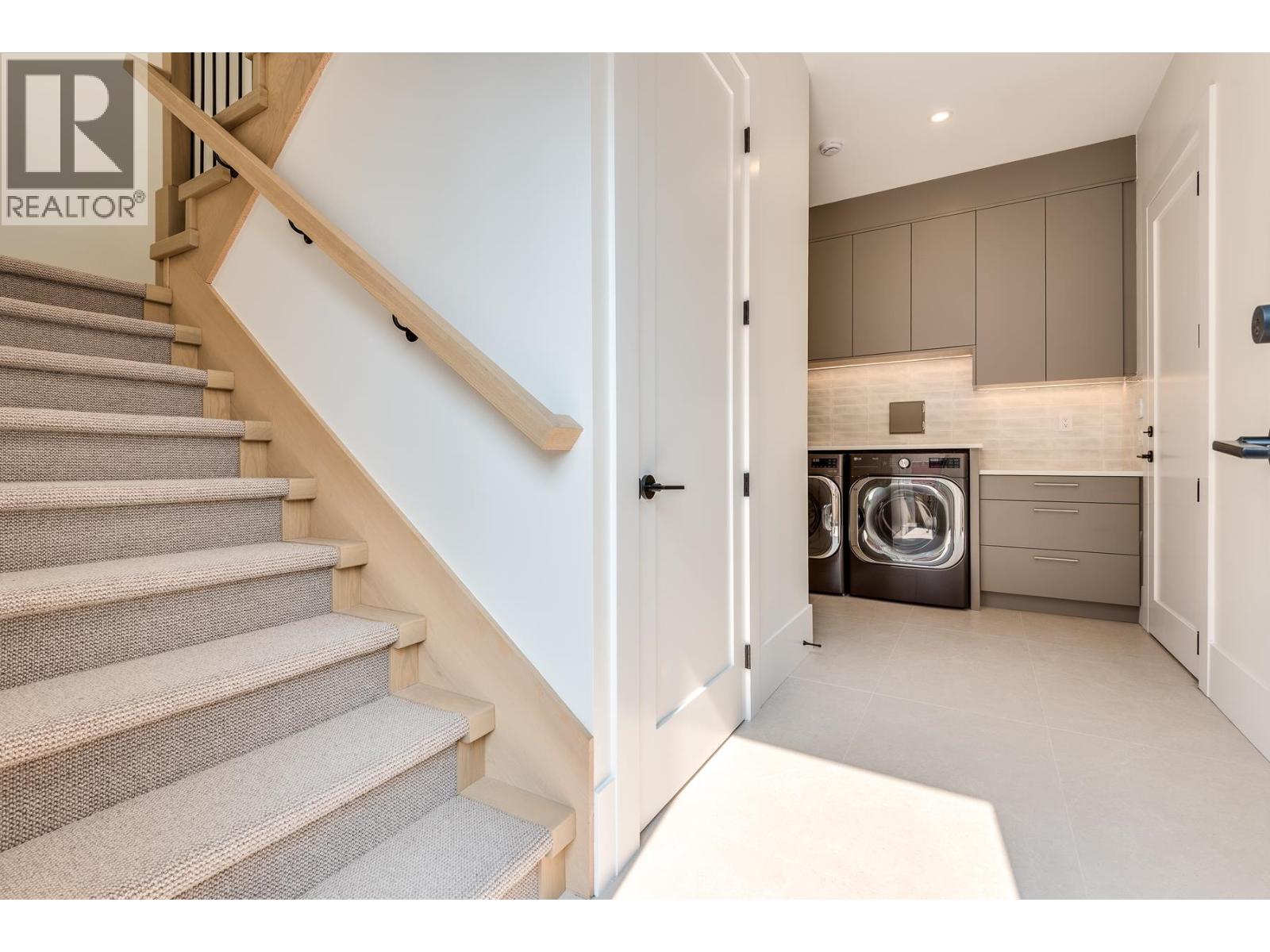 8431 Fairway Road, Richmond, British Columbia  V7C 1Y5 - Photo 38 - R3167067