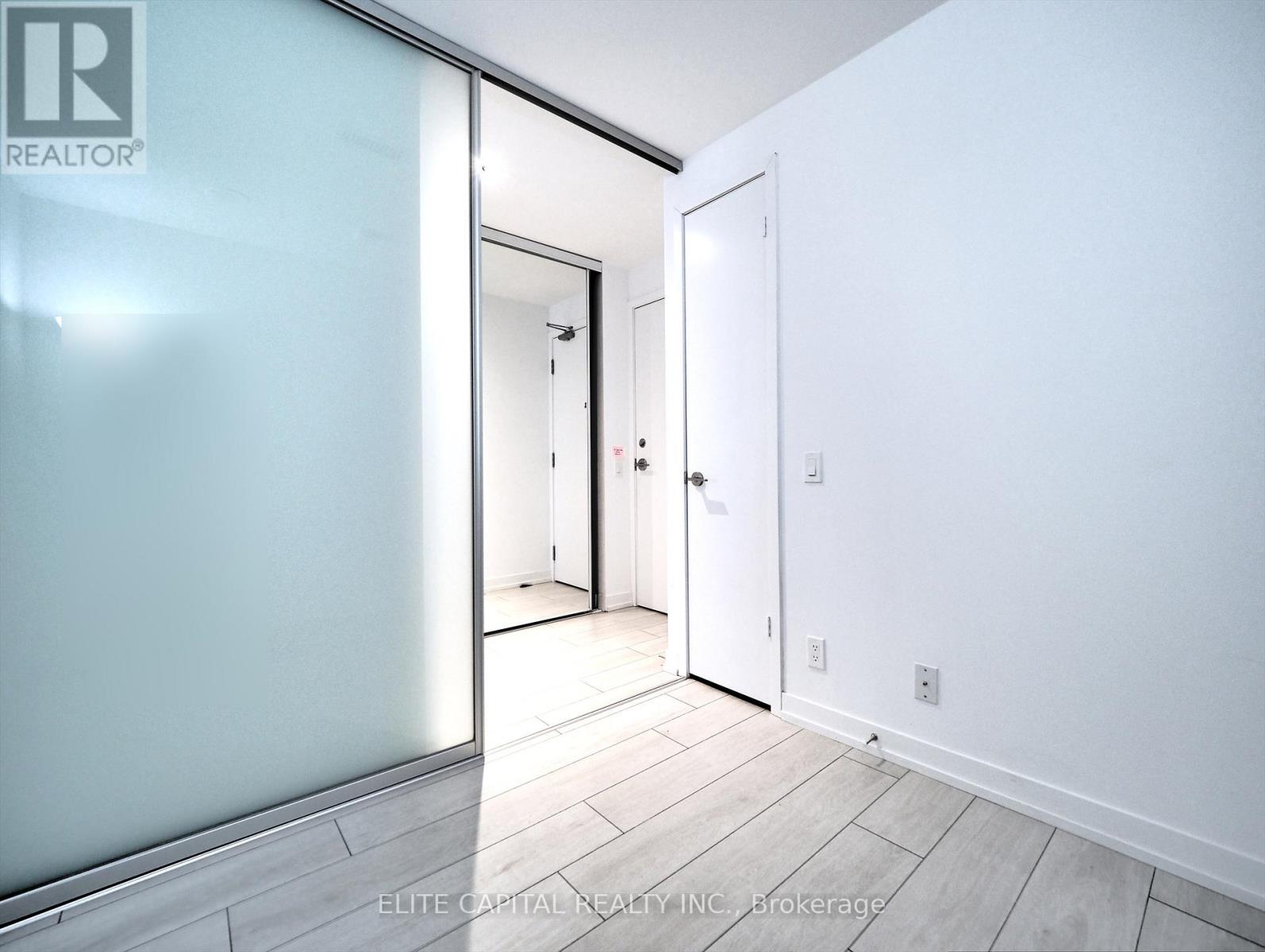 702 - 5 Buttermill Avenue, Vaughan (Vaughan Corporate Centre), Ontario  L4K 0J5 - Photo 8 - N13832658
