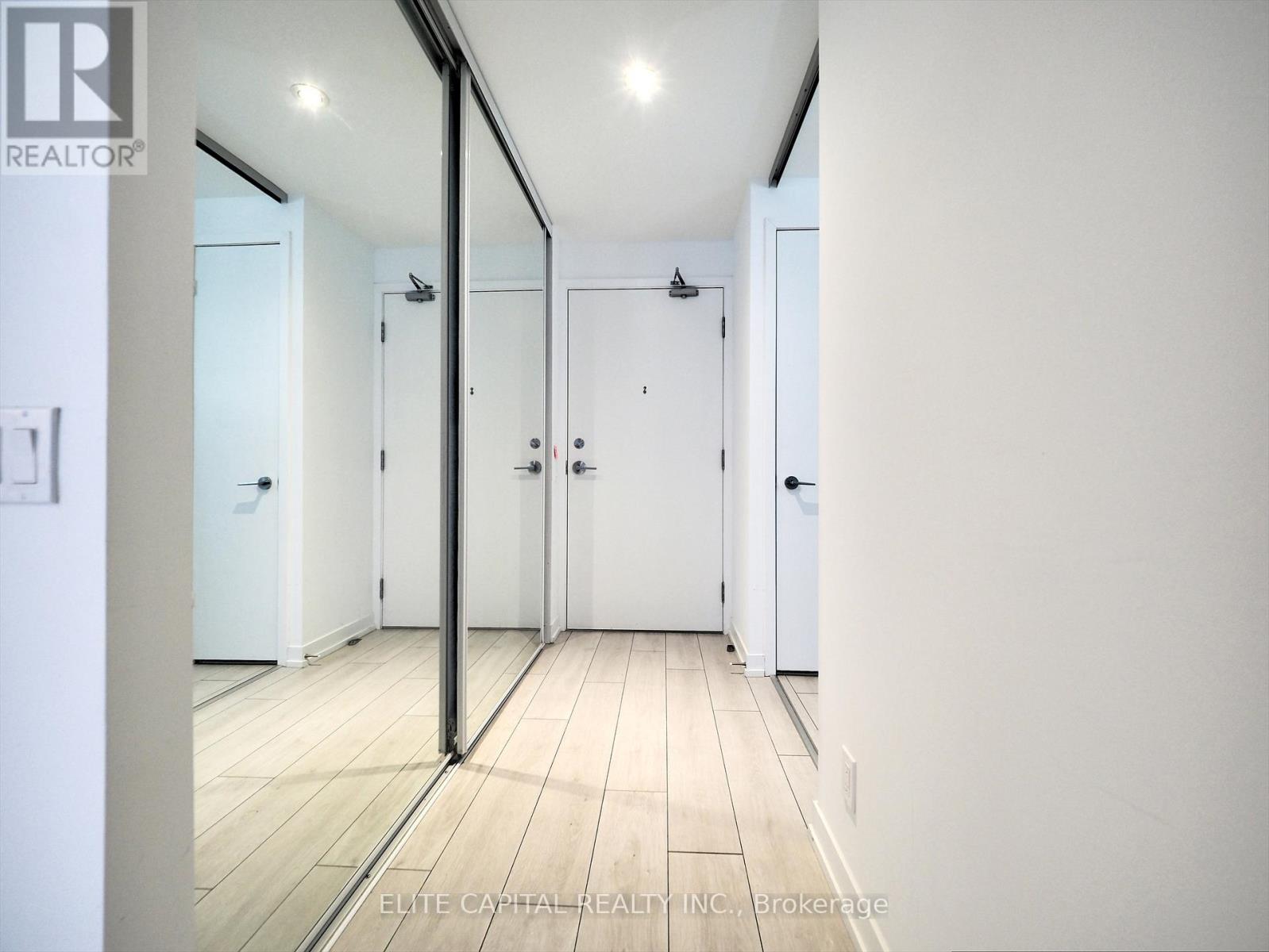 702 - 5 Buttermill Avenue, Vaughan (Vaughan Corporate Centre), Ontario  L4K 0J5 - Photo 9 - N13832658