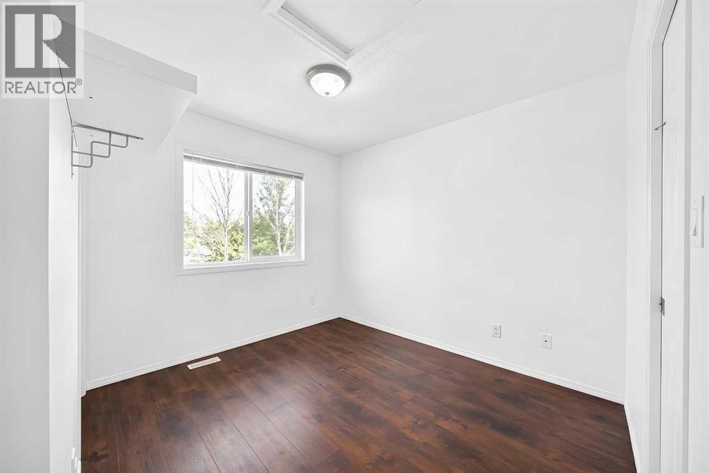 2368 Eversyde Avenue Sw, Calgary, Alberta  T2Y 4X6 - Photo 6 - A2344680
