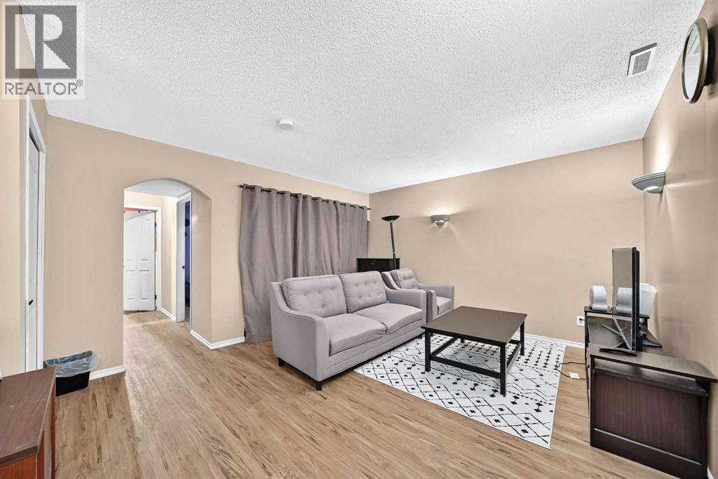 2368 Eversyde Avenue Sw, Calgary, Alberta  T2Y 4X6 - Photo 12 - A2344680