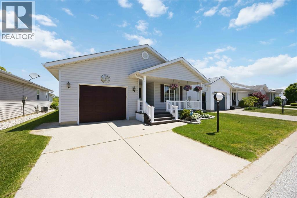5700 BLACKWELL Sideroad Unit# 74 Sarnia Ontario Canada N7W1B7 2