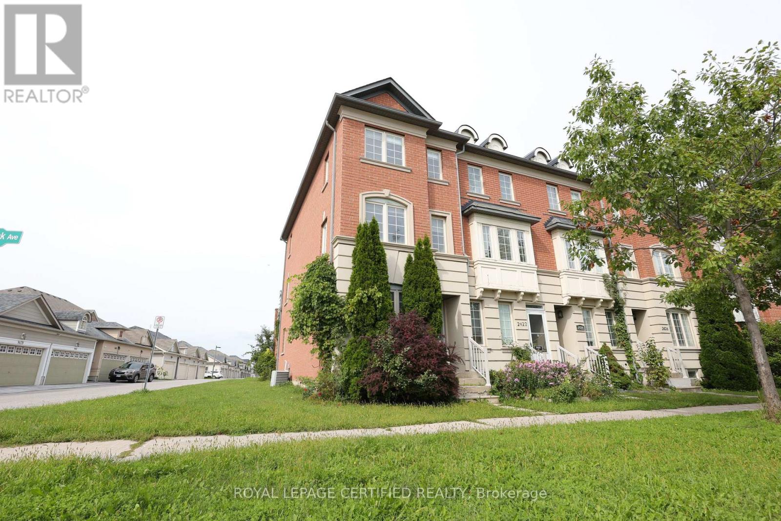 2420 Bur Oak Avenue, Markham, Ontario  L6B 1J8 - Photo 2 - N13830562