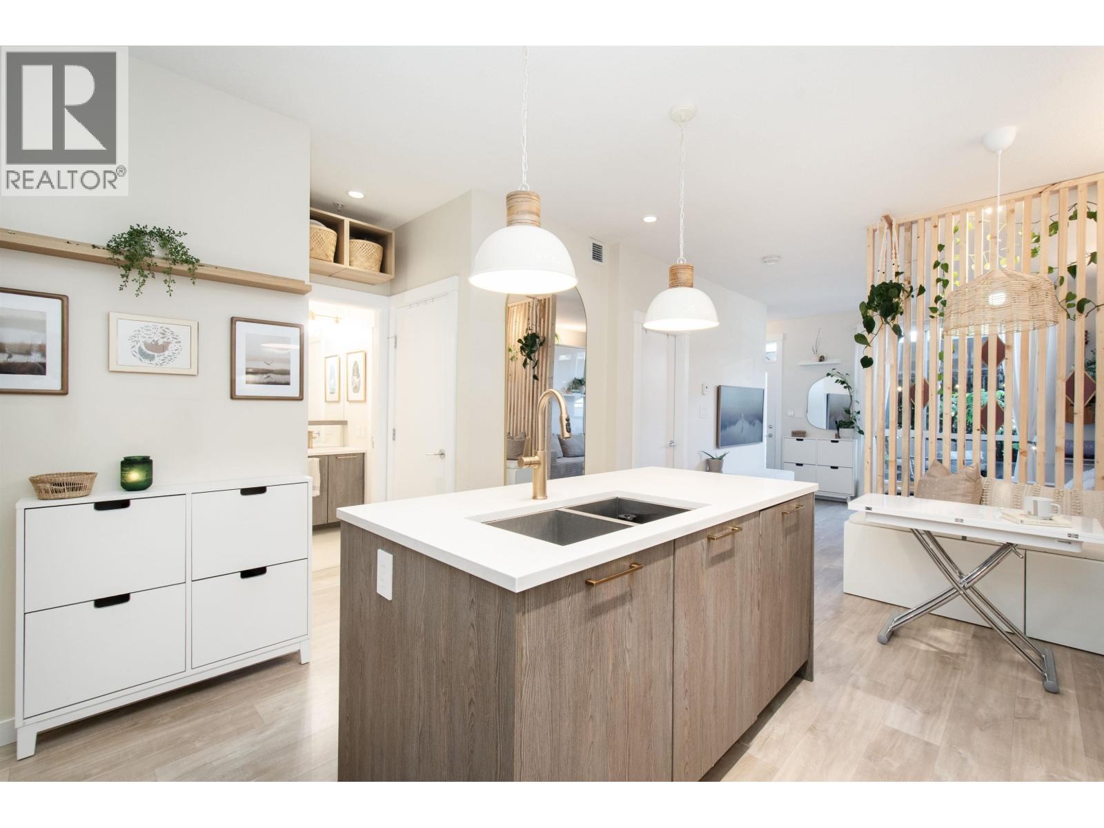 111 615 E 3rd Street, North Vancouver, British Columbia  V7L 0G3 - Photo 18 - R3162215