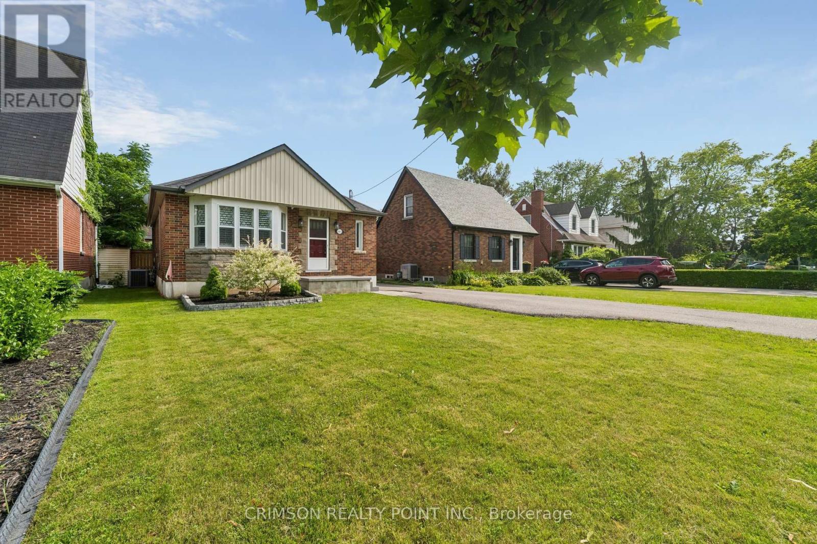 503 Athol Street E, Oshawa, Ontario  L1H 1L7 - Photo 5 - E13832702
