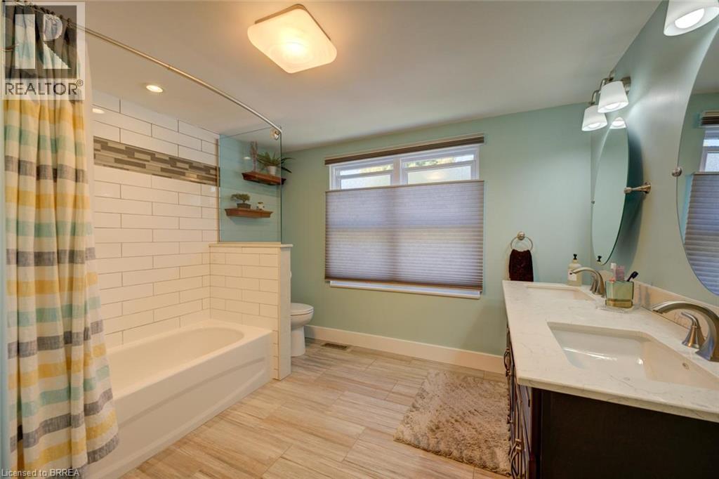 15 Lyndsay Street, Brantford, Ontario  N3T 2C6 - Photo 25 - 40866033