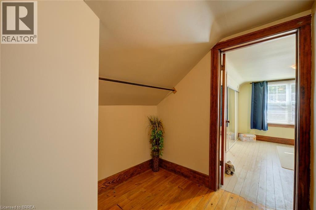 15 Lyndsay Street, Brantford, Ontario  N3T 2C6 - Photo 22 - 40866033